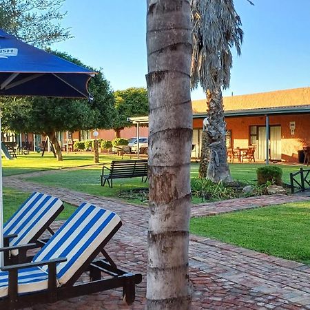 Culdesac Guesthouse Oudtshoorn Kültér fotó