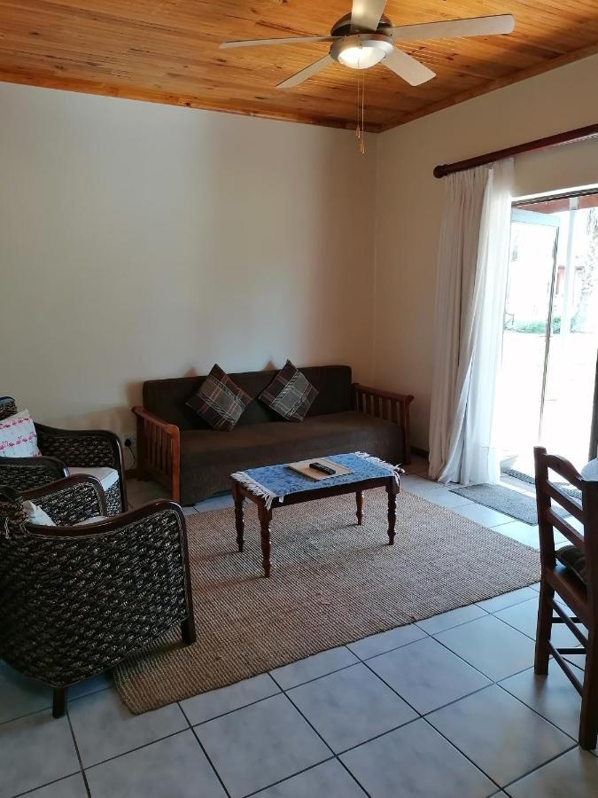 Culdesac Guesthouse Oudtshoorn Kültér fotó