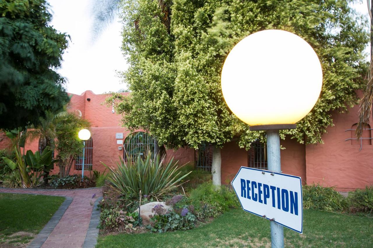 Culdesac Guesthouse Oudtshoorn Kültér fotó